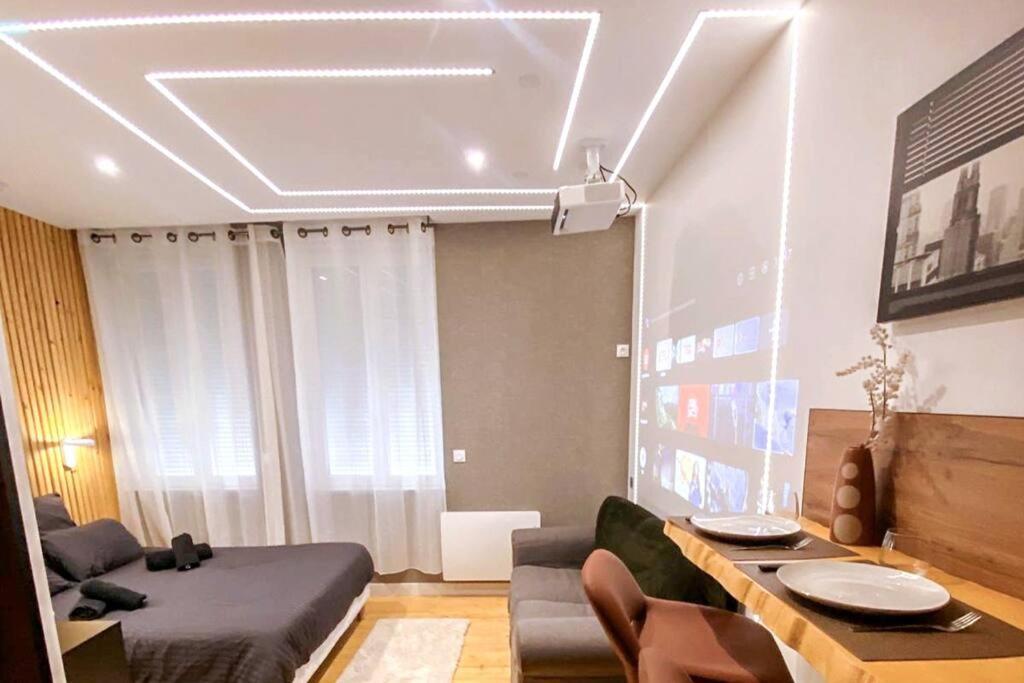 Le Pluvier D'Argent*Home Cinema Abbeville Eksteriør bilde